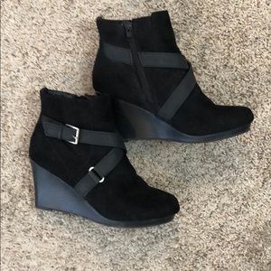 Report Black Wedge Booties
